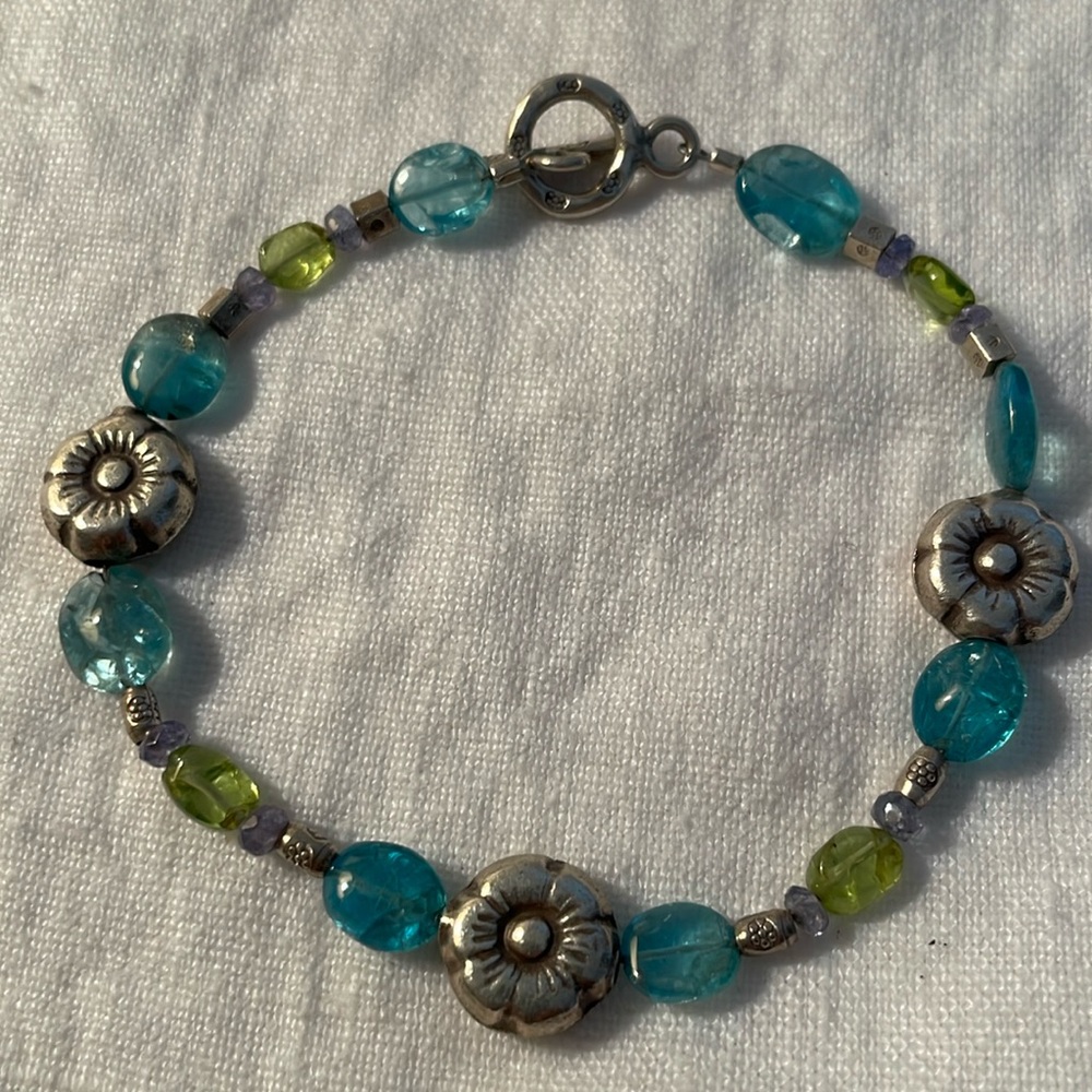 Amazing Peridot, Apatite and Thai Silver Bracelet
